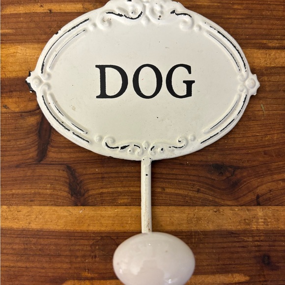 White Enamel "Dog" Leash Hanger Metal Wall Key Rack Holder Leash Hook  5" - Picture 4 of 8